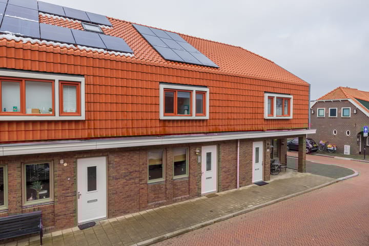 Wethouder F.E. Meerburg sr. kade 102 main image