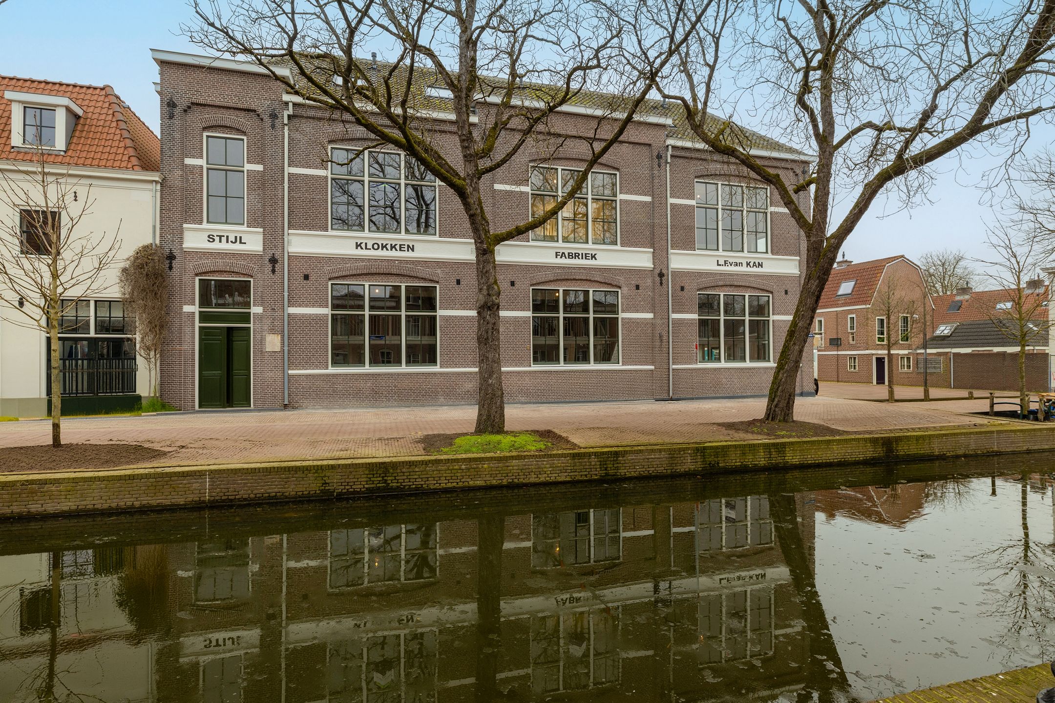 Foto van Stijl Klokkenfabriek Oude Haven Schoonhoven