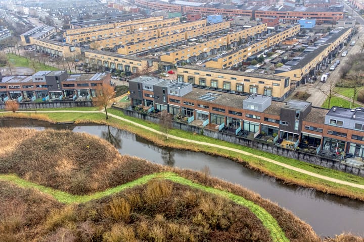 Photo 9 of Bisonstraat 130