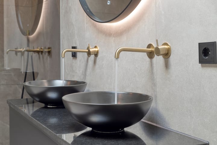 Photo 38 of Bisonstraat 130