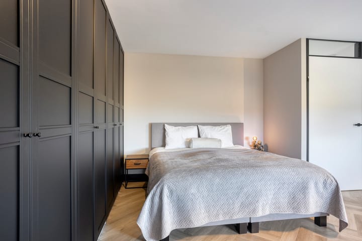 Photo 34 of Bisonstraat 130