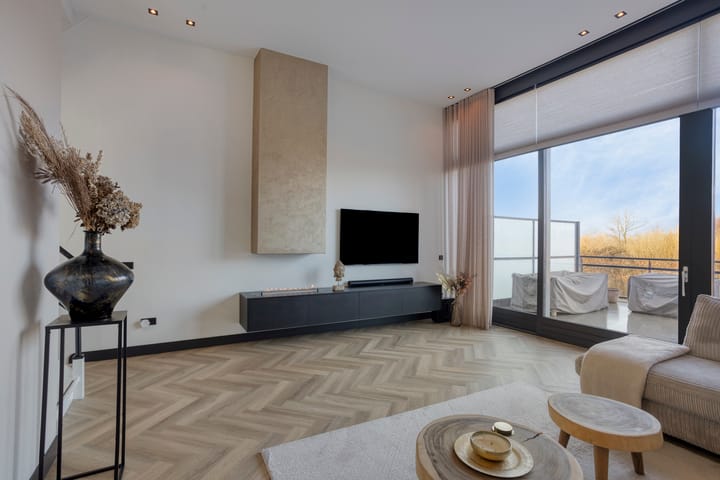 Photo 15 of Bisonstraat 130