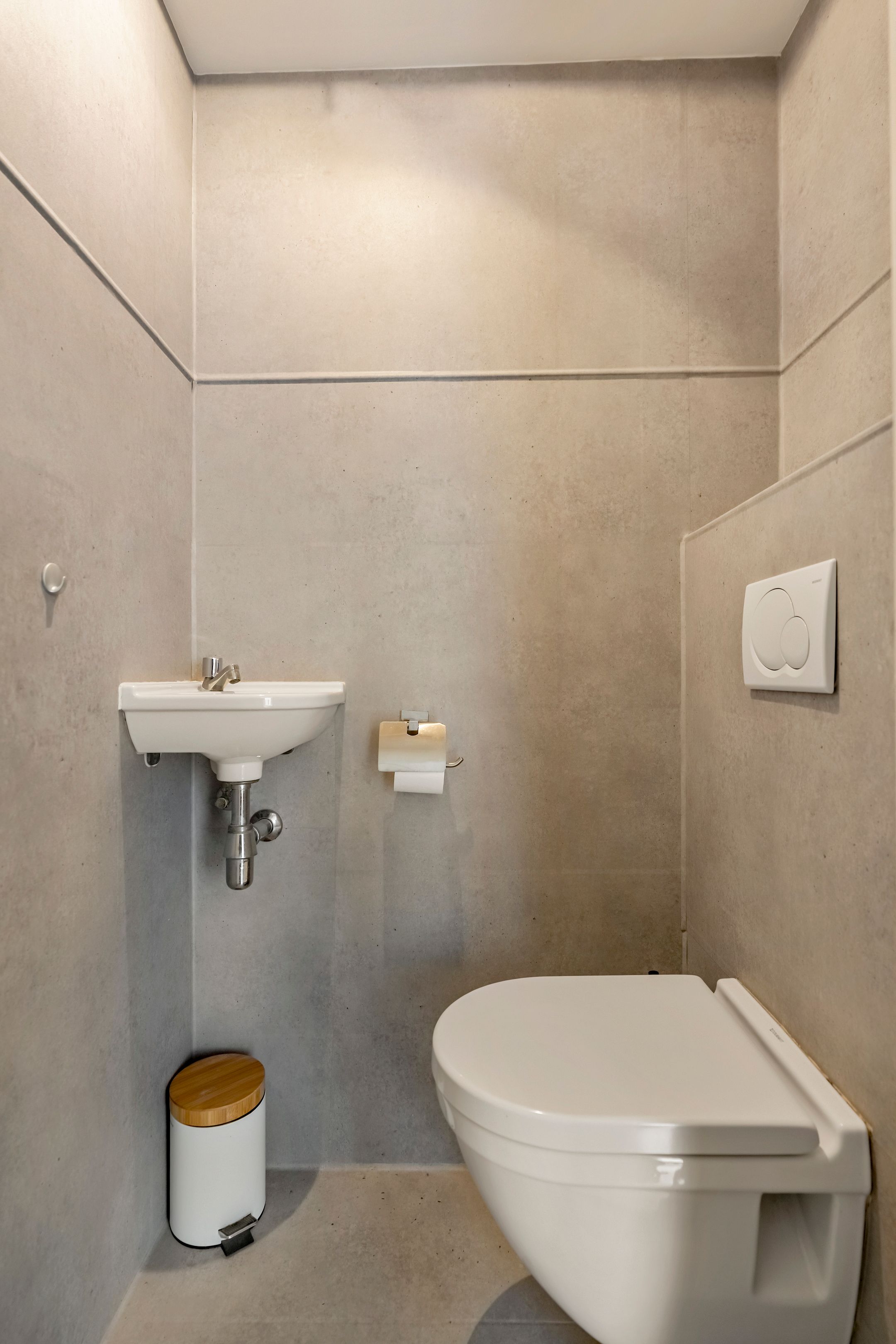 Photo 21 of Fannius Scholtenstraat 9-B