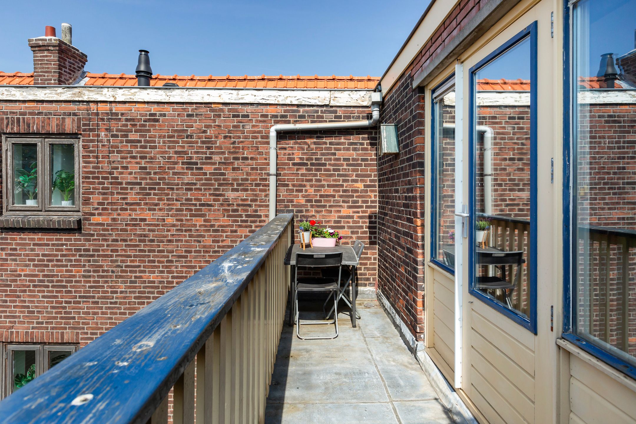 Foto 42 van De Genestetstraat 1-B