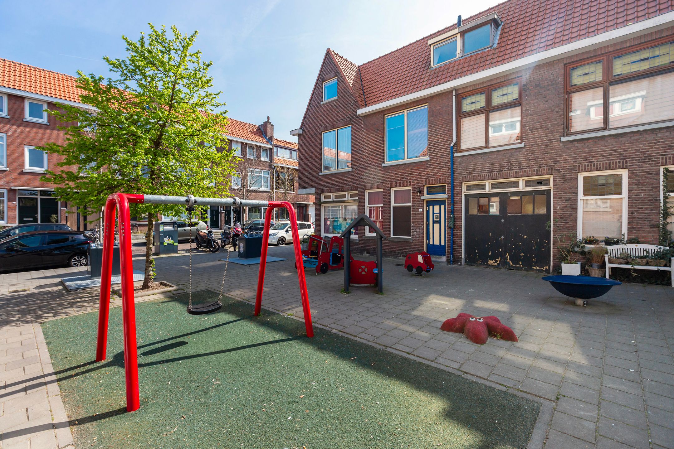 Foto 45 van De Genestetstraat 1-B