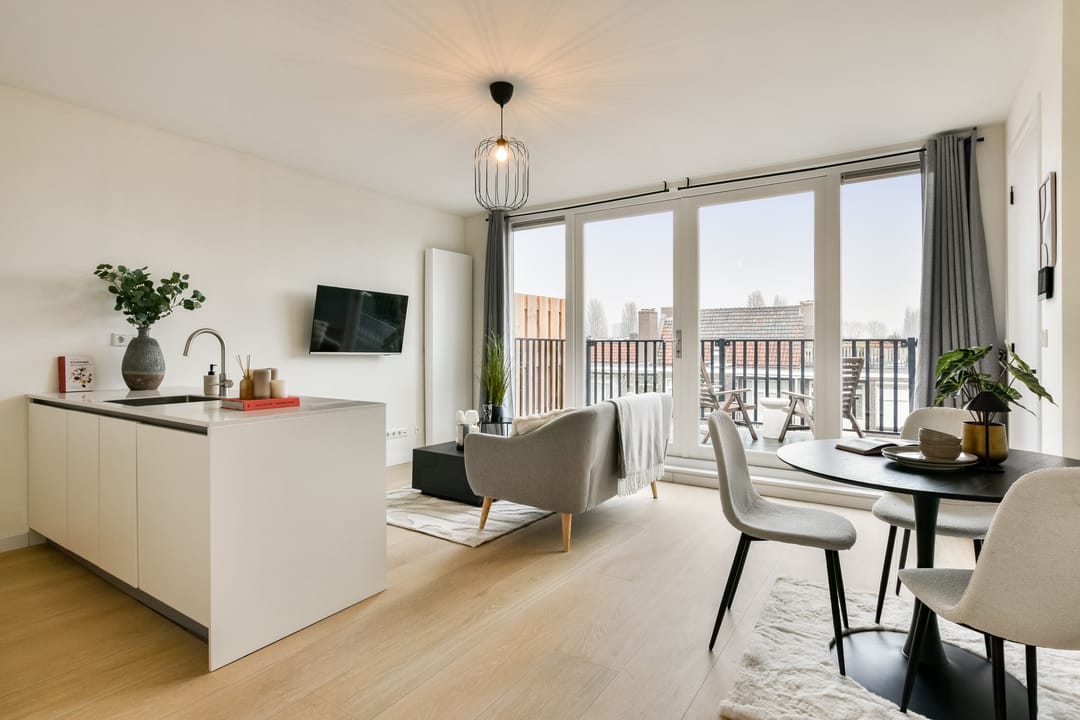 Foto 1 van Middenweg 221-3