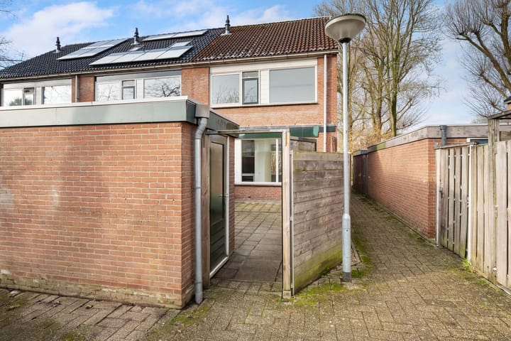 Photo 34 of Waterman 174