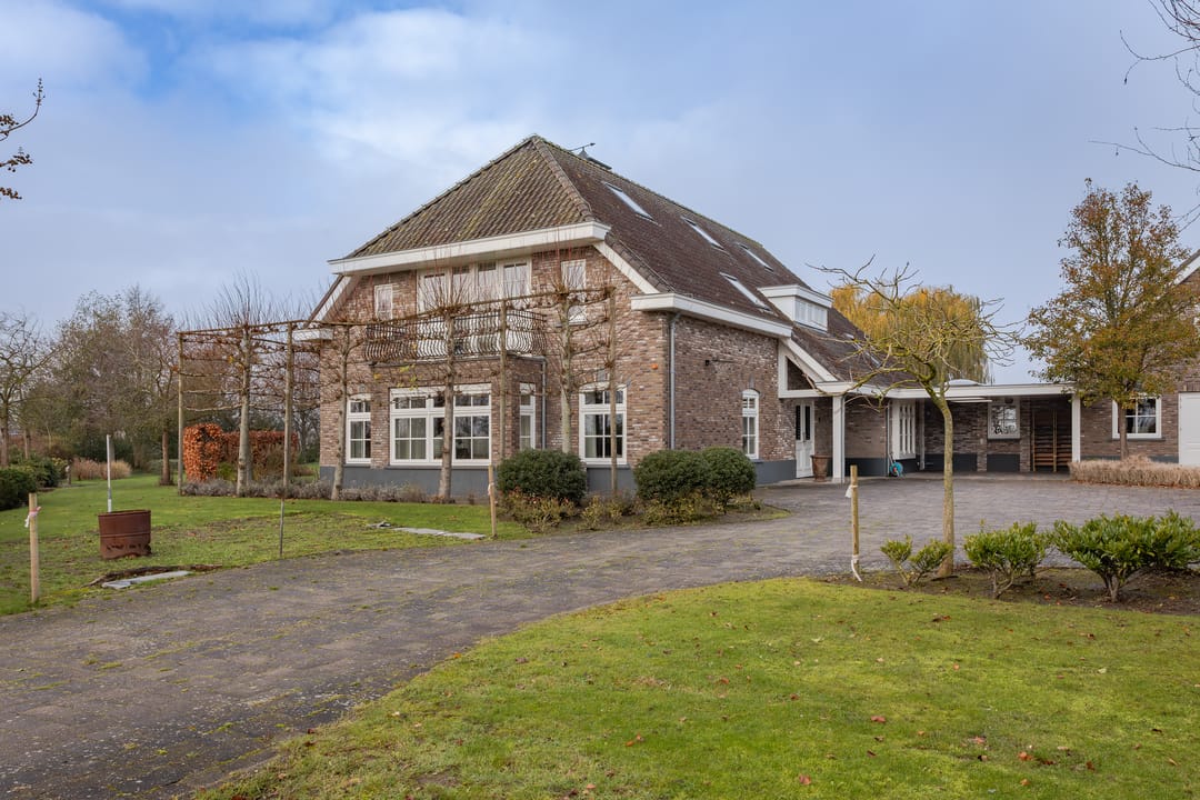 Photo 2 of Wagenweijdt 11