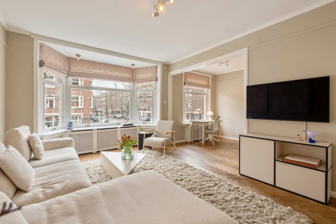 Photo 2 of Hunzestraat 16-H