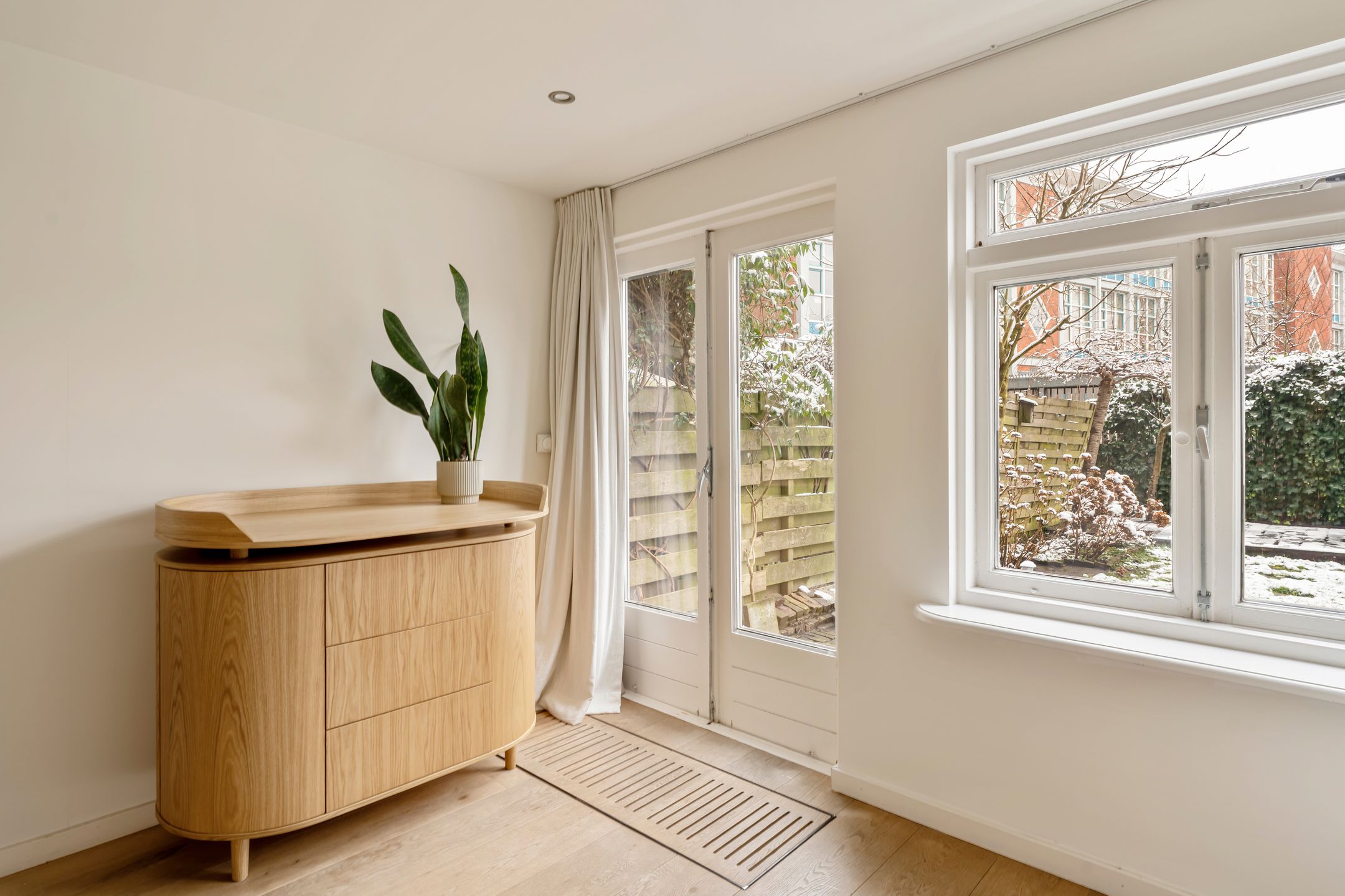 Photo 24 of Hunzestraat 16-H