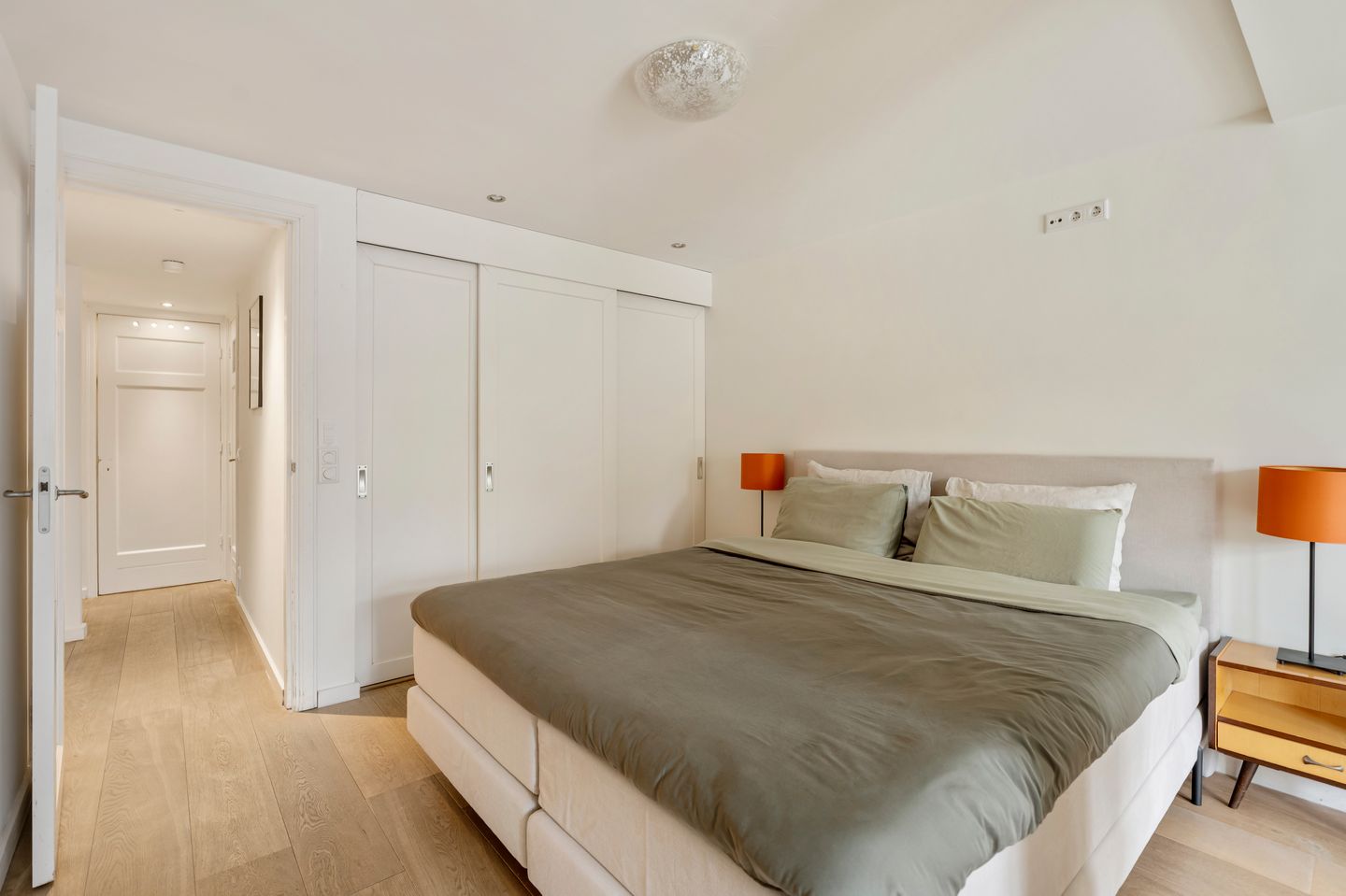 Photo 25 of Hunzestraat 16-H