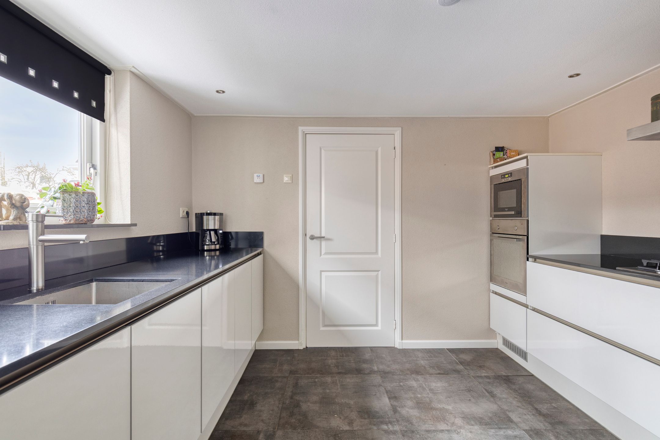 Foto 15 van Ludensweg 104