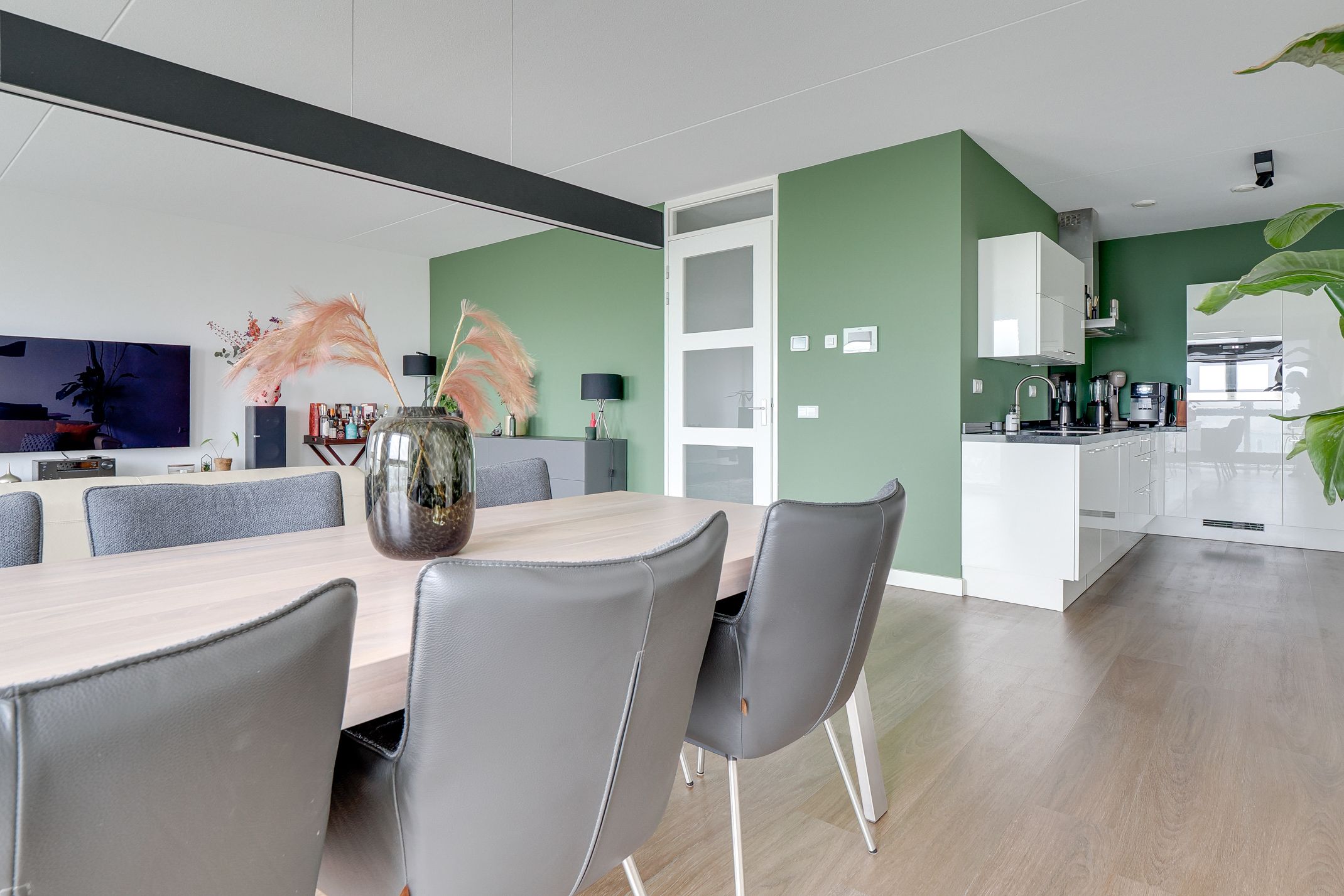 Foto 21 van Pablo Picassostraat 567