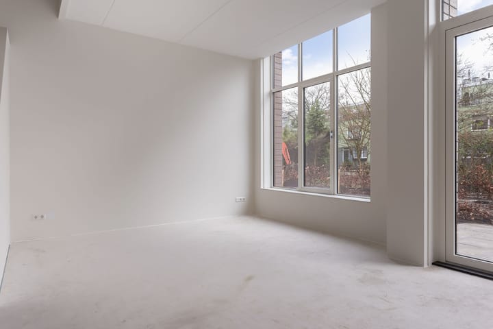 Photo 5 of Hugo de Vrieslaan 45