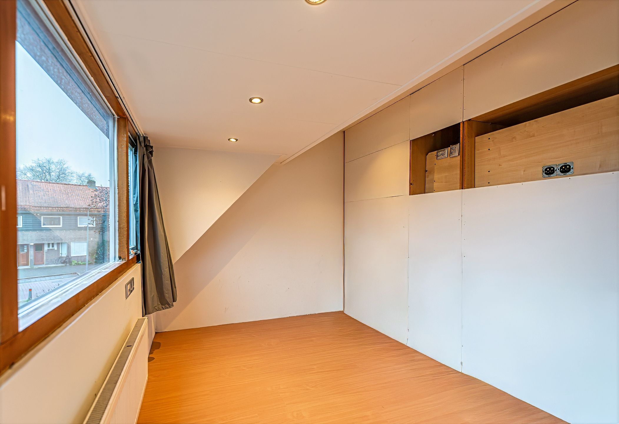 Foto 15 van Lorentzweg 7