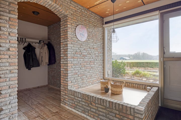 Photo 10 of Eekwal 8