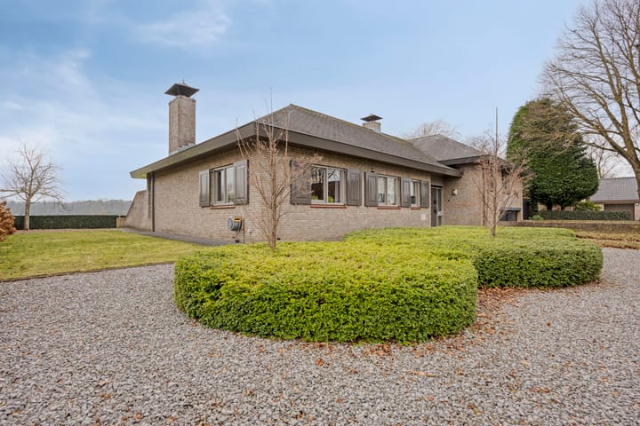 Photo 72 of Eekwal 8