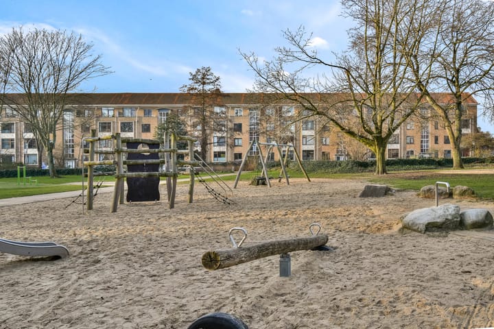 Photo 38 of Richard Holstraat 21