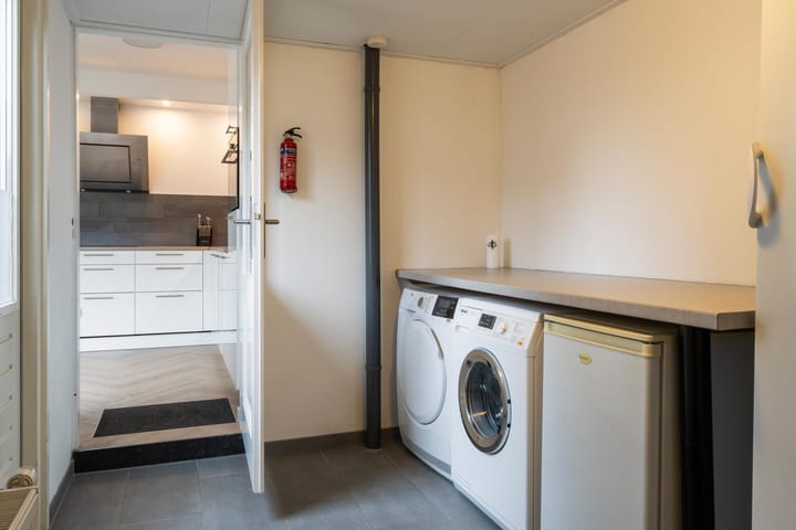 Photo 20 of De Plevier 2-A