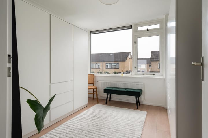 Photo 23 of De Plevier 2-A