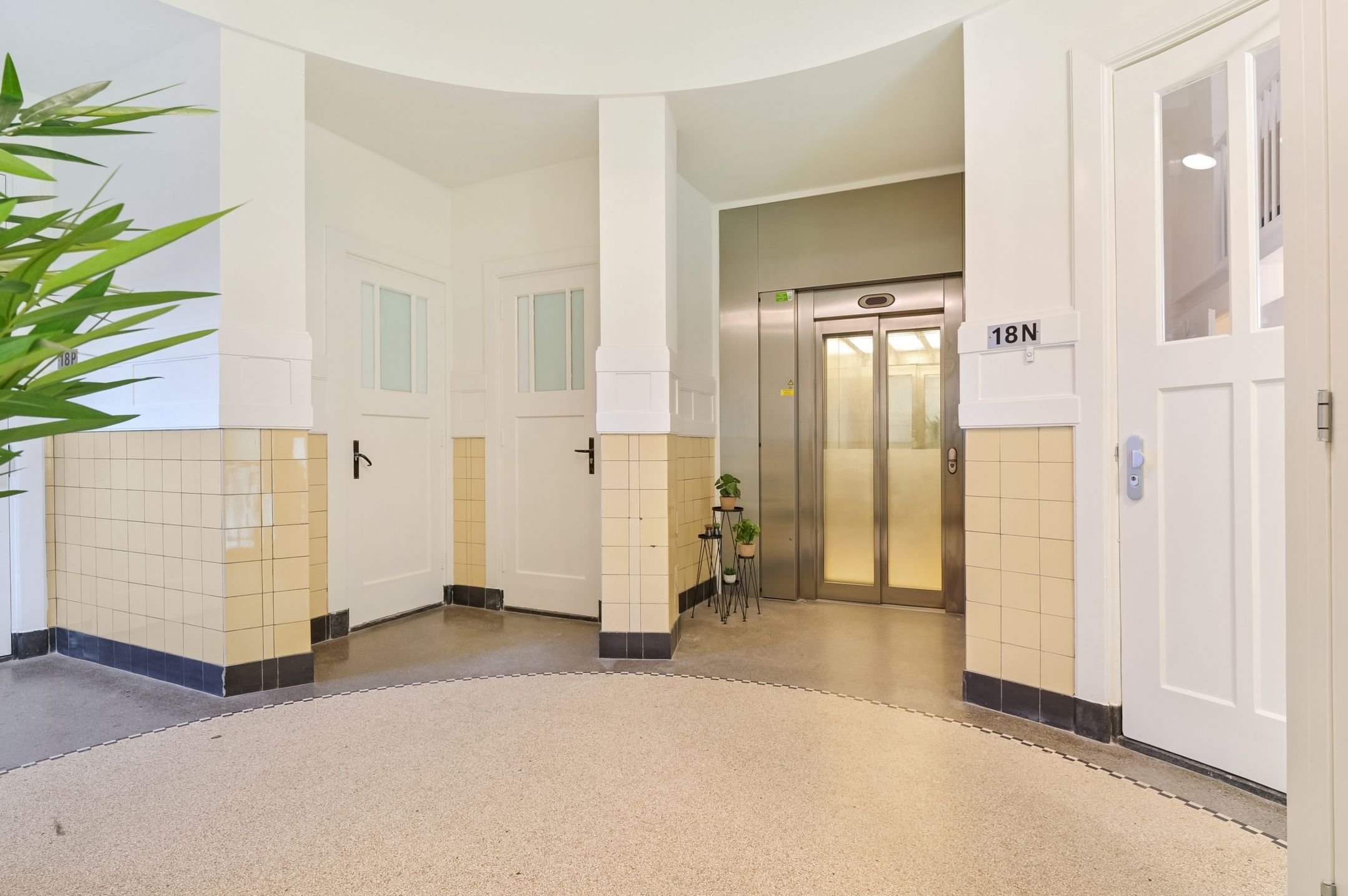 Foto 12 van Crooswijksesingel 18-C