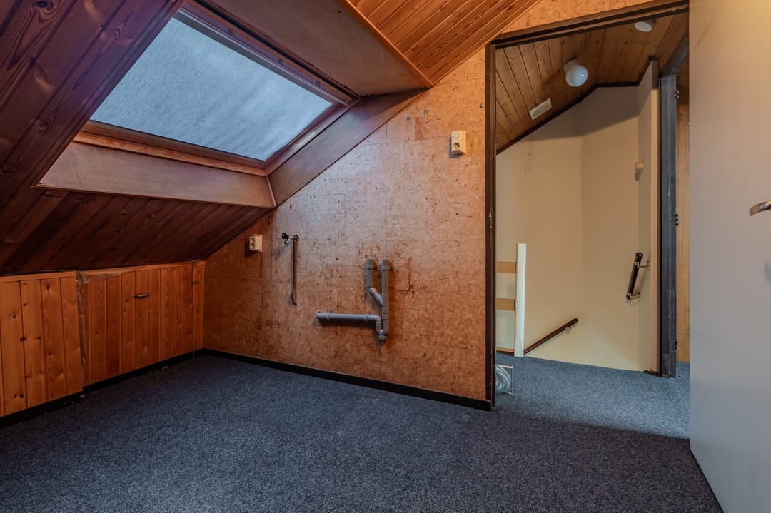 Photo 37 of van Limburg Stirumlaan 61