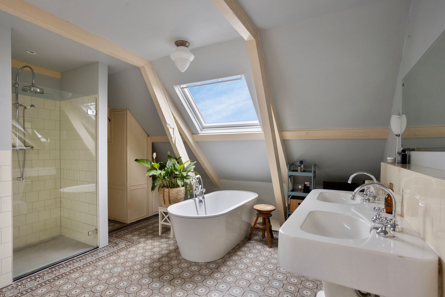 Foto 5 van Middelie 76