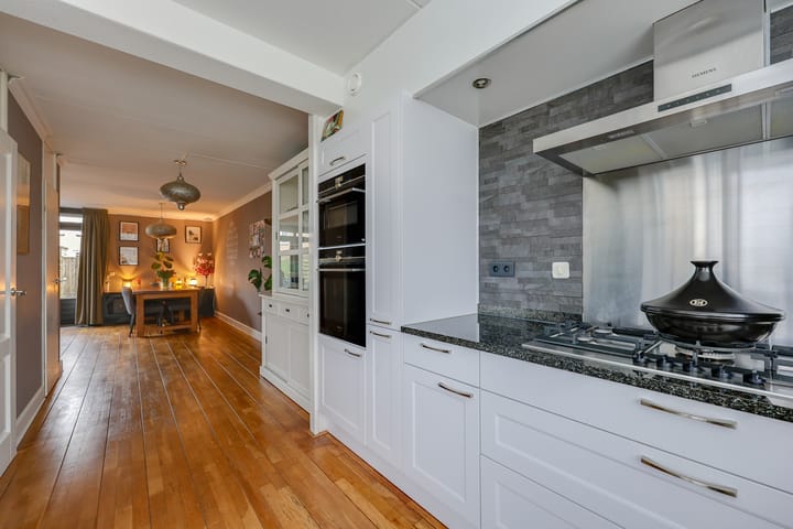 Foto 11 van Leuvenhorststraat 27