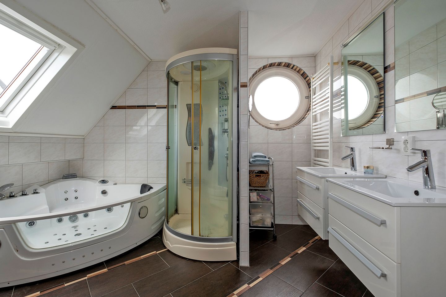 Foto 25 van Lisdodde 80