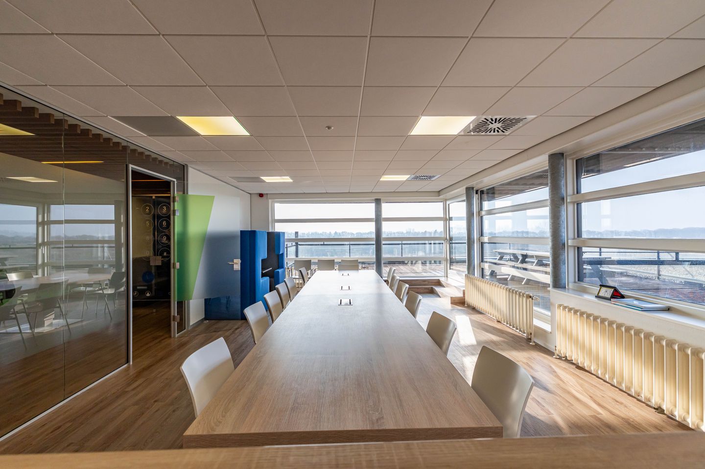 View photo 4 of Rozenburglaan 9