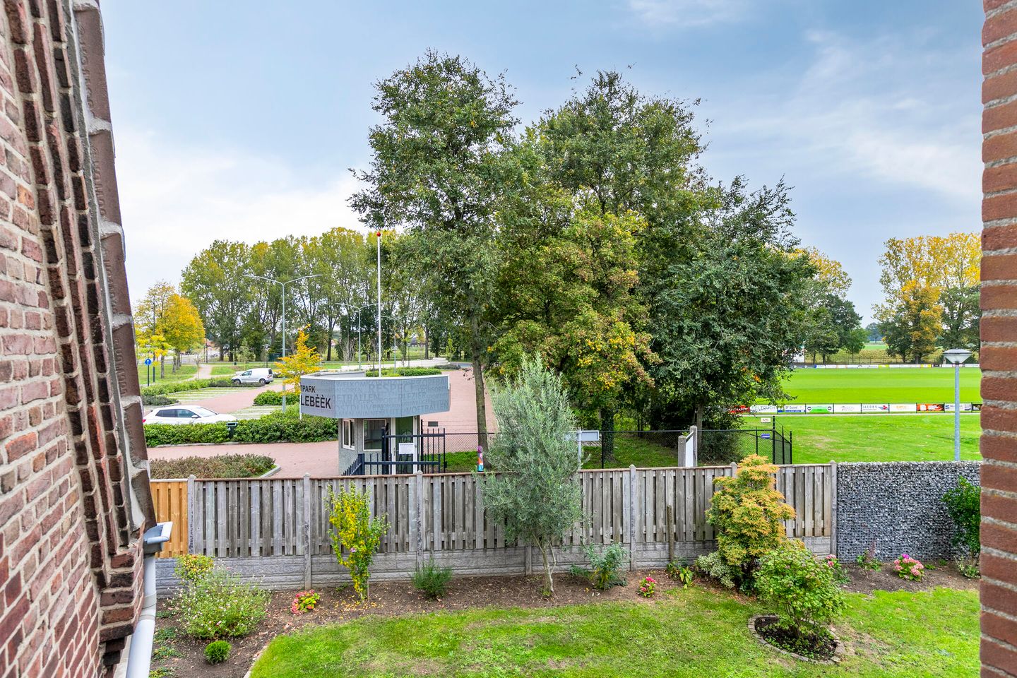 Foto 29 van Venrayseweg 1-A