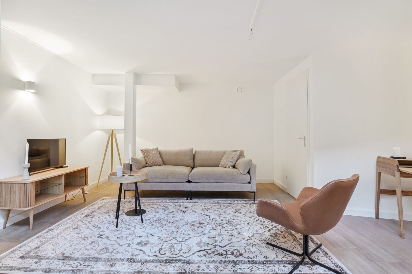 Foto 5 van Crooswijksesingel 18-B