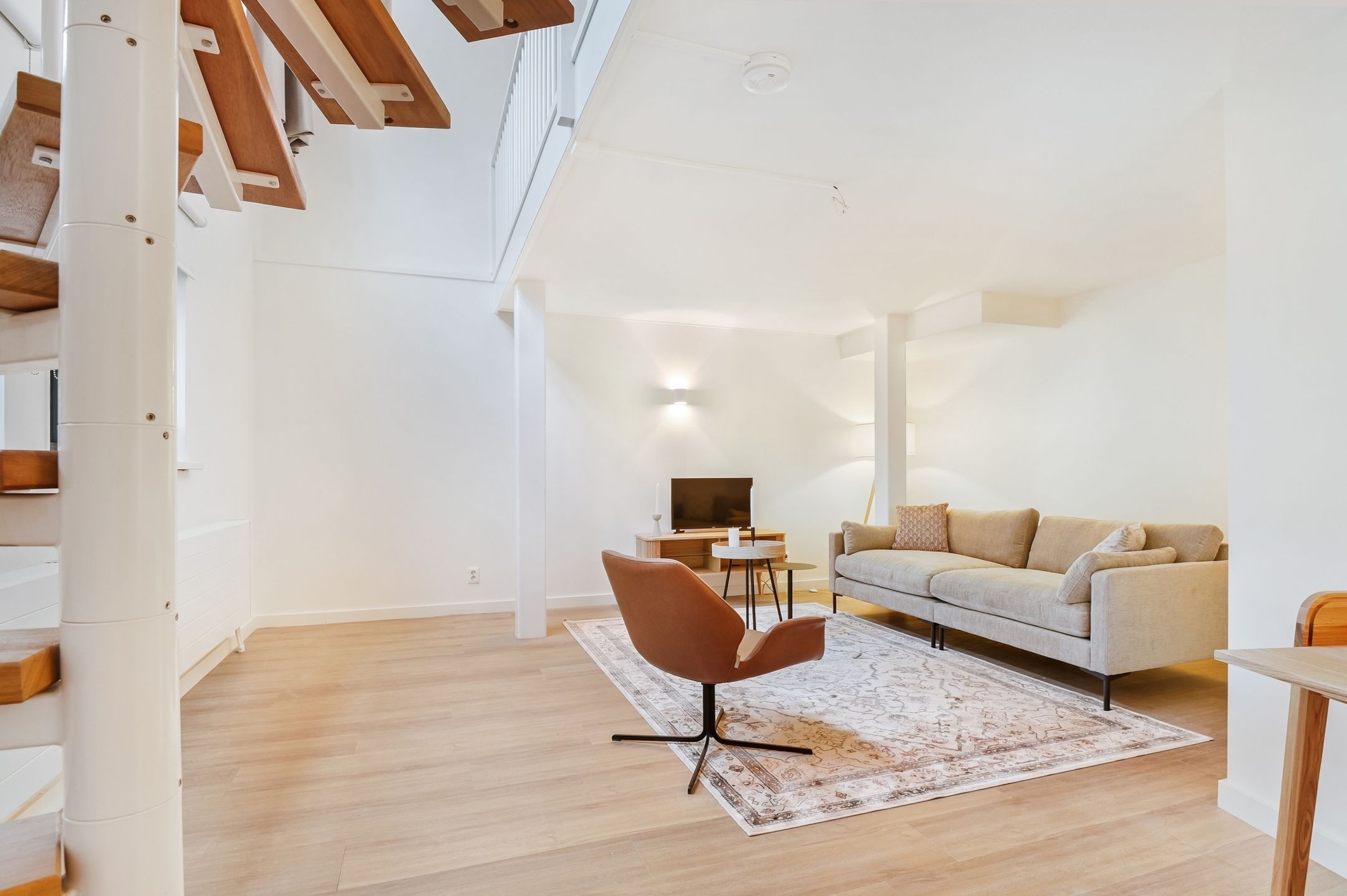 Foto 6 van Crooswijksesingel 18-B