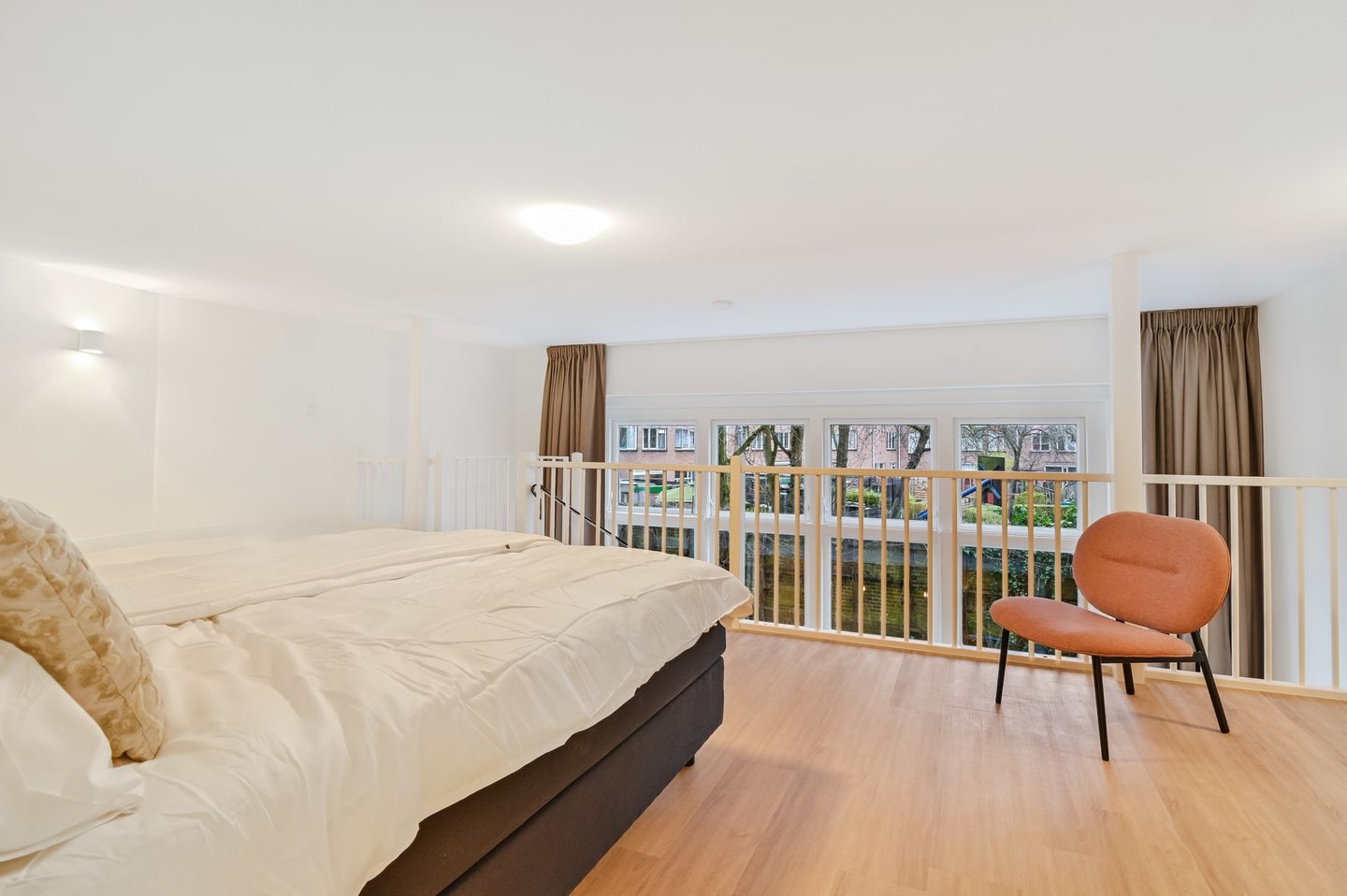 Foto 10 van Crooswijksesingel 18-B