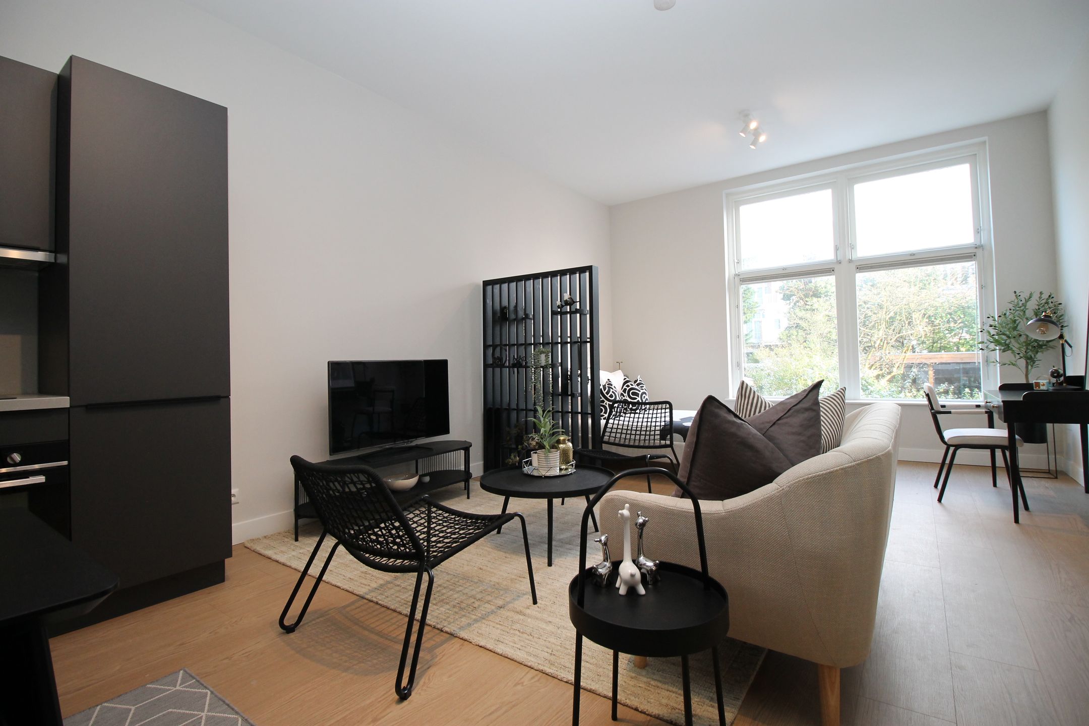 Foto 12 van Raamweg 15-E