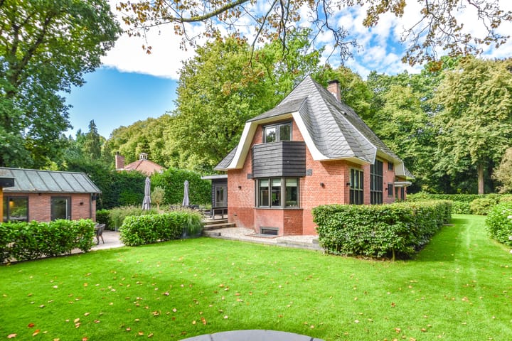 Photo 2 of Torenlaan 35