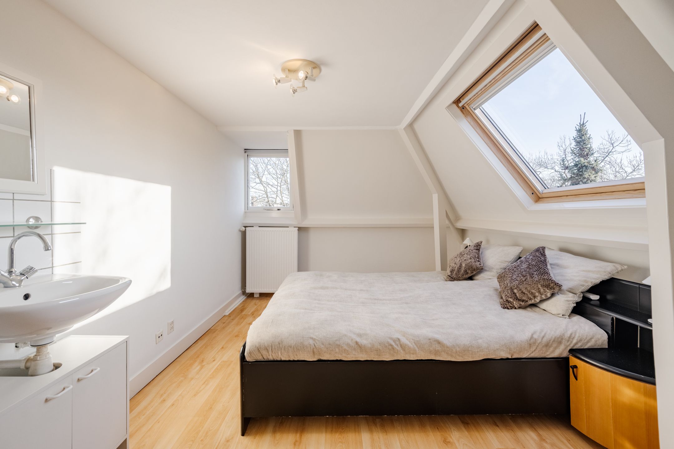 Photo 42 of Valkenburgerlaan 1