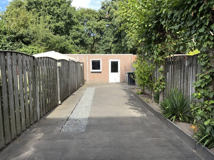 Photo 15 of Von Flotowstraat 31