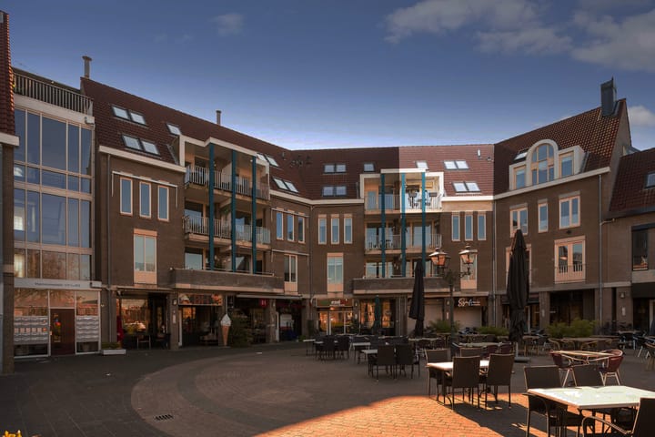 Foto 2 van Harmonieplein 103