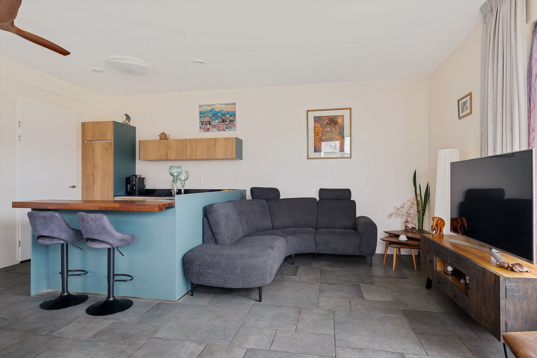 Photo 12 of Teunisbloem 4