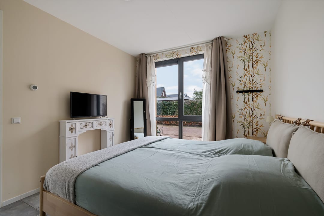 Photo 22 of Teunisbloem 4