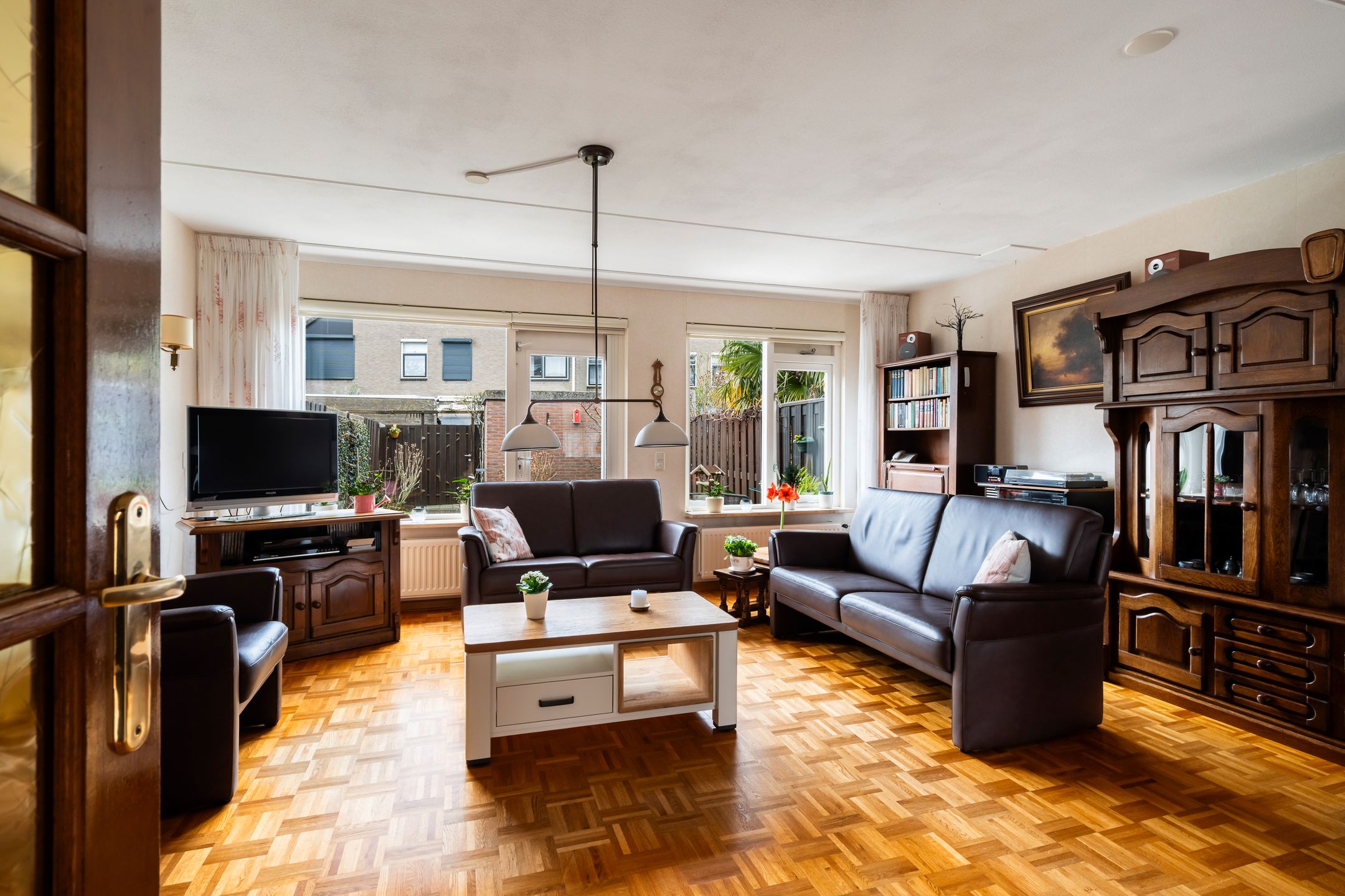 Foto 9 van Glanswit 15