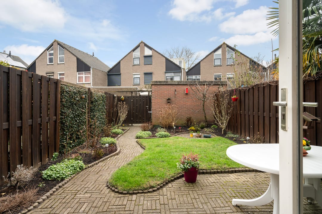 Foto 11 van Glanswit 15