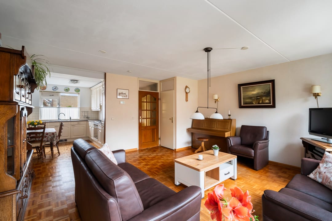 Foto 16 van Glanswit 15