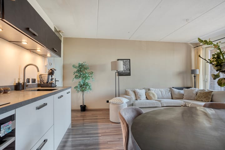 Foto 10 van Meyboomstraat 2-07