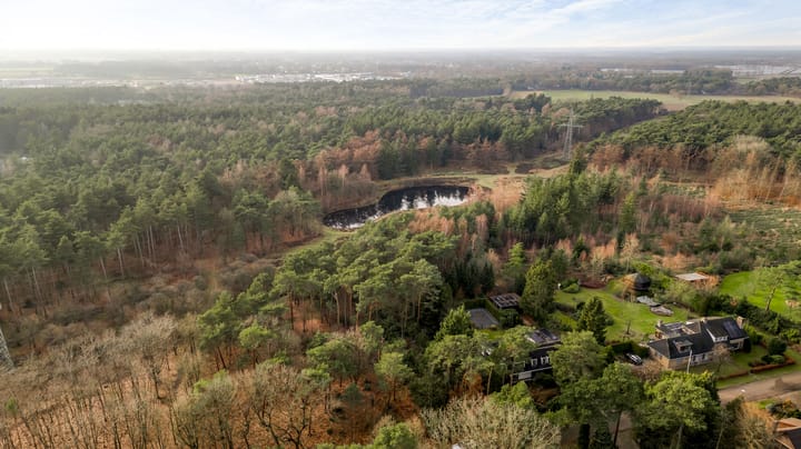 Photo 7 of Valkenlaan 17