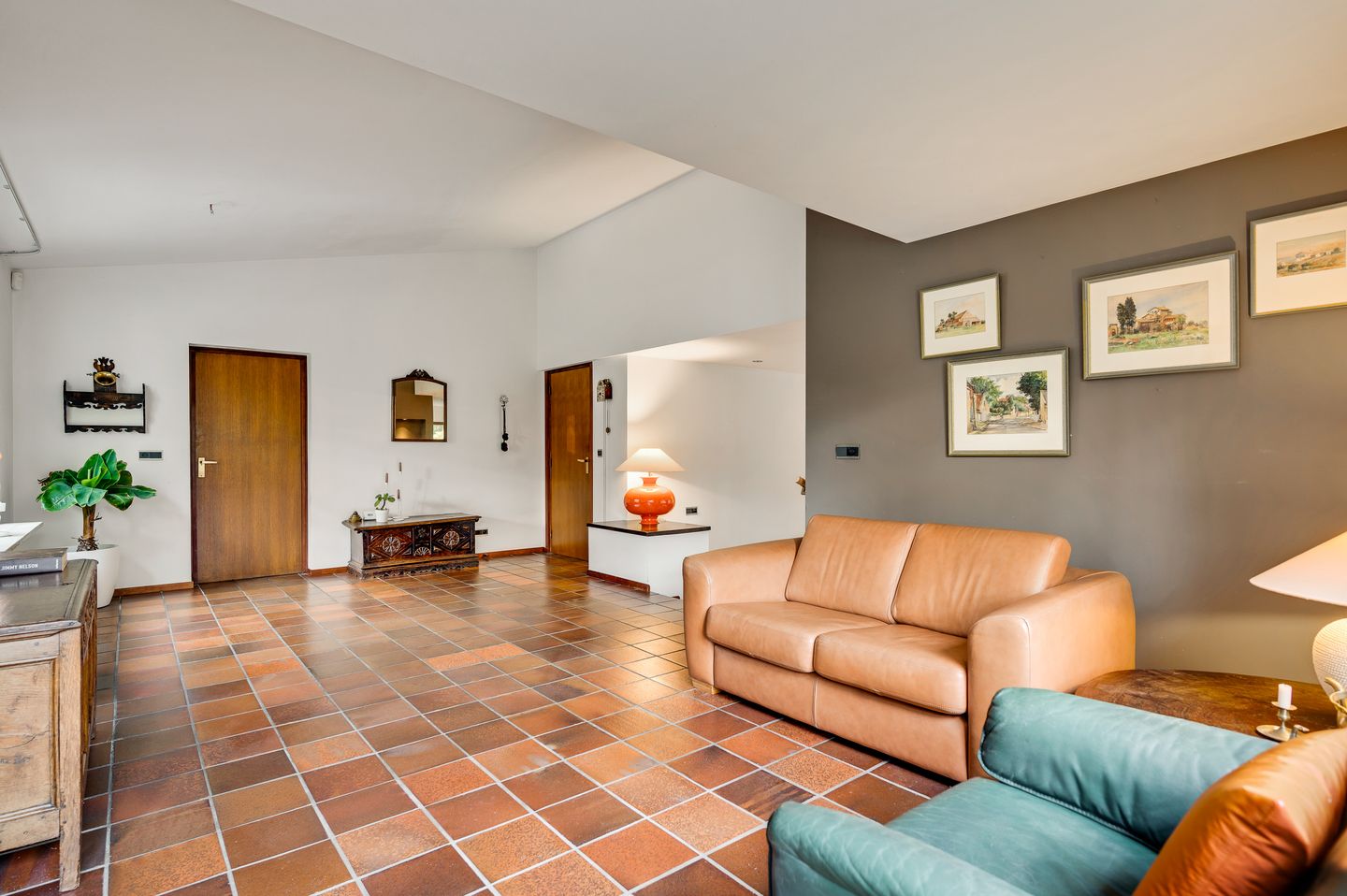 Photo 14 of Valkenlaan 17