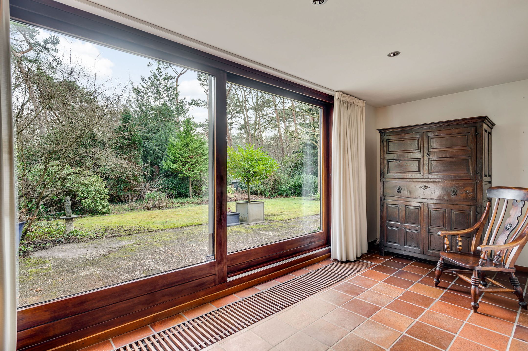 Photo 15 of Valkenlaan 17