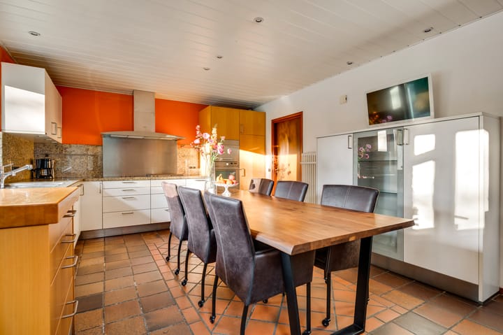 Photo 19 of Valkenlaan 17