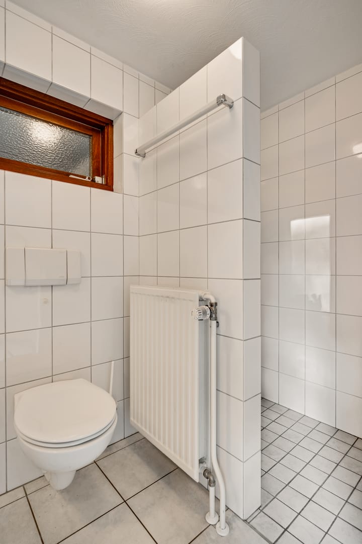 Photo 26 of Valkenlaan 17